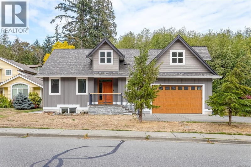 502 Nottingham Drive, Nanaimo, British Columbia, V9T0C3, Nanaimo, British Columbia — photo 1 of 5