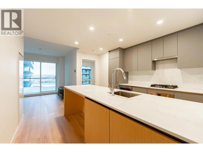 #902 7977 LANSDOWNE Road, Richmond, British Columbia, V6X0X7, Richmond, British Columbia — photo 1 of 5