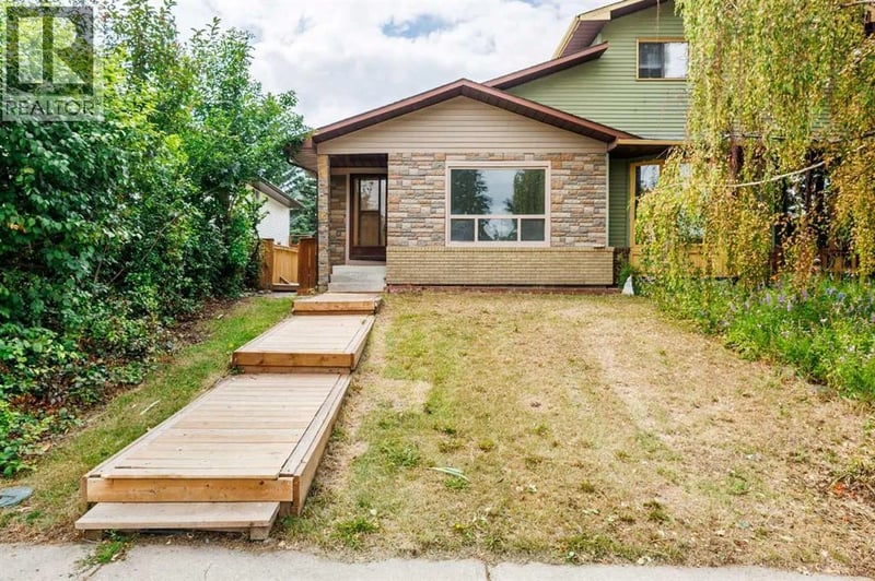 13 Bernard Drive Northwest, Calgary, Alberta, T3K2B4, Calgary, Alberta — photo 1 of 5