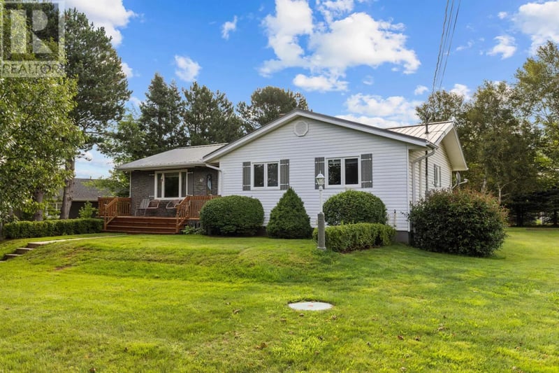82 Gulfview Crescent, North Rustico, Prince Edward Island, C0A1X0, North Rustico, Prince Edward Island — photo 1 of 5