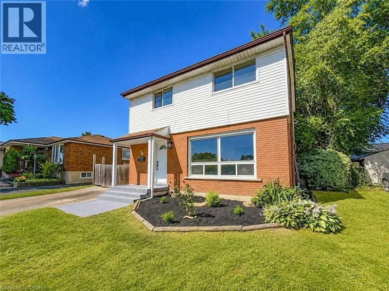14 KIRKLAND Avenue, Hamilton, Ontario, L8V3V9, Hamilton, Ontario — photo 1 of 5