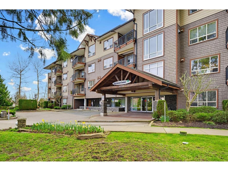 #202 16068 83 Avenue, Surrey, British Columbia, V3S8M2, Surrey, British Columbia — photo 1 of 5