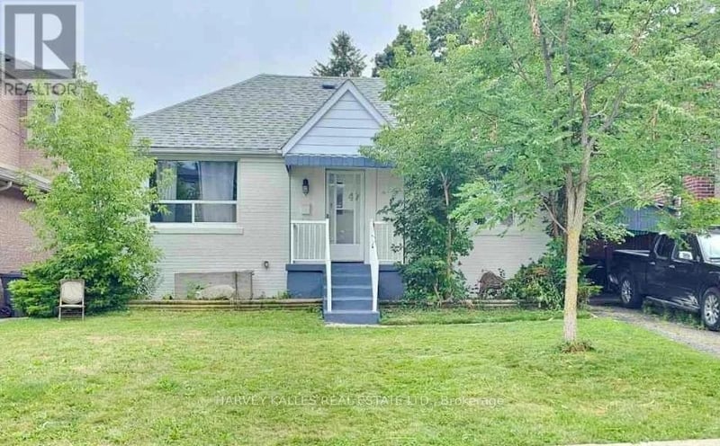 47 Stayner Avenue, Toronto (Yorkdale-Glen Park), Ontario, M6B1N5, Toronto (Yorkdale-Glen Park), Ontario — photo 1 of 5
