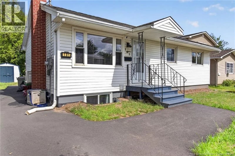 101 Second Avenue, Moncton, New Brunswick, E1C7Y1, Moncton, New Brunswick — photo 1 of 5