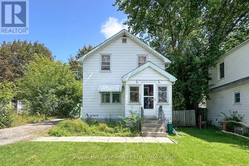 97 Westmount Street, Oshawa (Vanier), Ontario, L1J4X2, Oshawa (Vanier), Ontario — photo 1 of 5