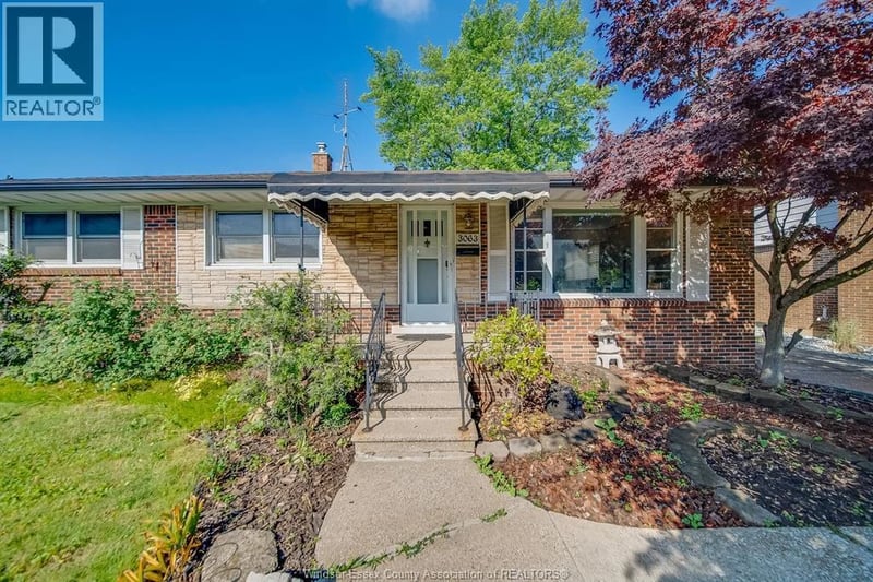 3063 BRUCE Avenue, Windsor, Ontario, N9E1W3, Windsor, Ontario — photo 1 of 5