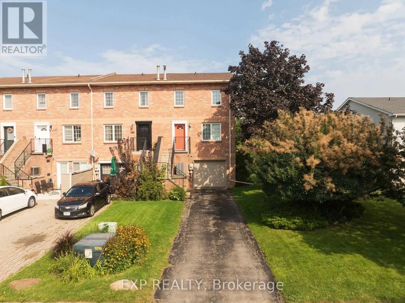 4385 Henry Avenue, Lincoln (Beamsville), Ontario, L0R1B6, Lincoln (Beamsville), Ontario — photo 1 of 5