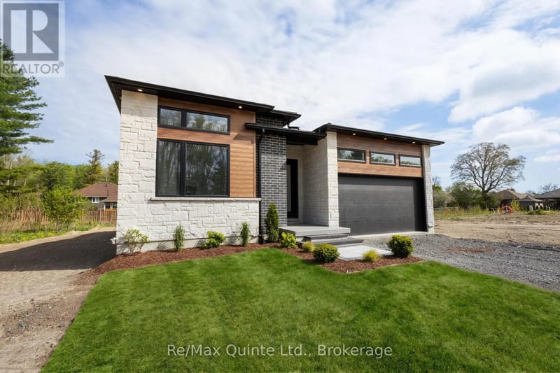 27 Exeter Court, Quinte West (Murray Ward), Ontario, K8V5P4, Quinte West (Murray Ward), Ontario — photo 1 of 5
