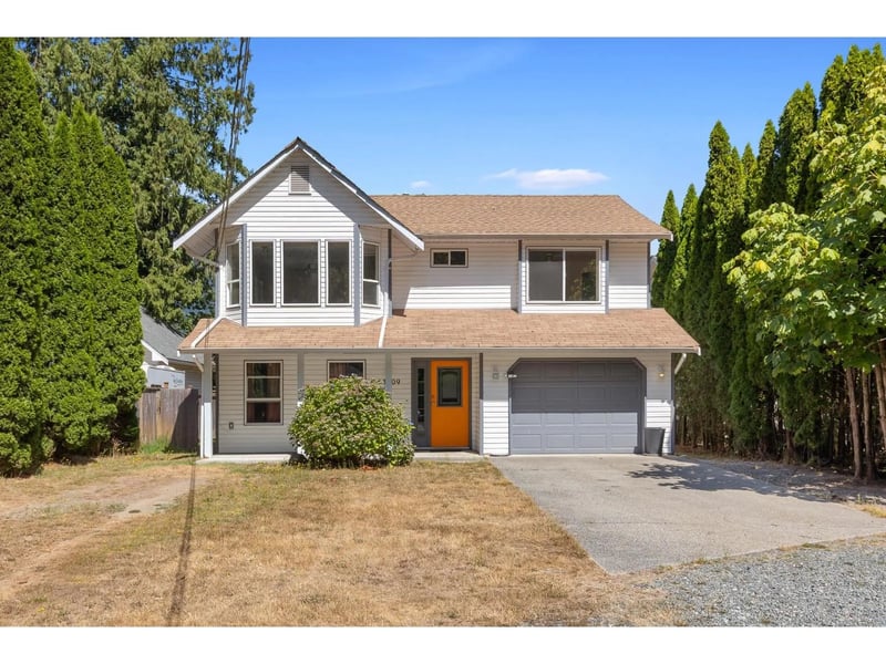 63909 OLD YALE Road, Hope, British Columbia, V0X1L2, Hope, British Columbia — photo 1 of 5