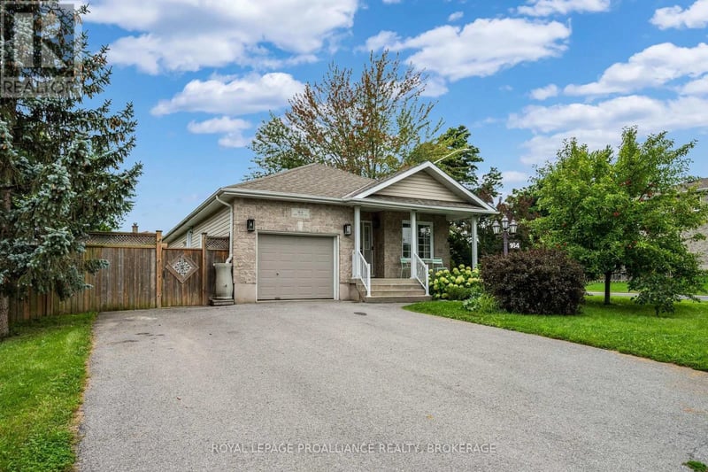 164 Amy Lynn Drive, Loyalist (Amherstview), Ontario, K7N2A2, Loyalist (Amherstview), Ontario — photo 1 of 5