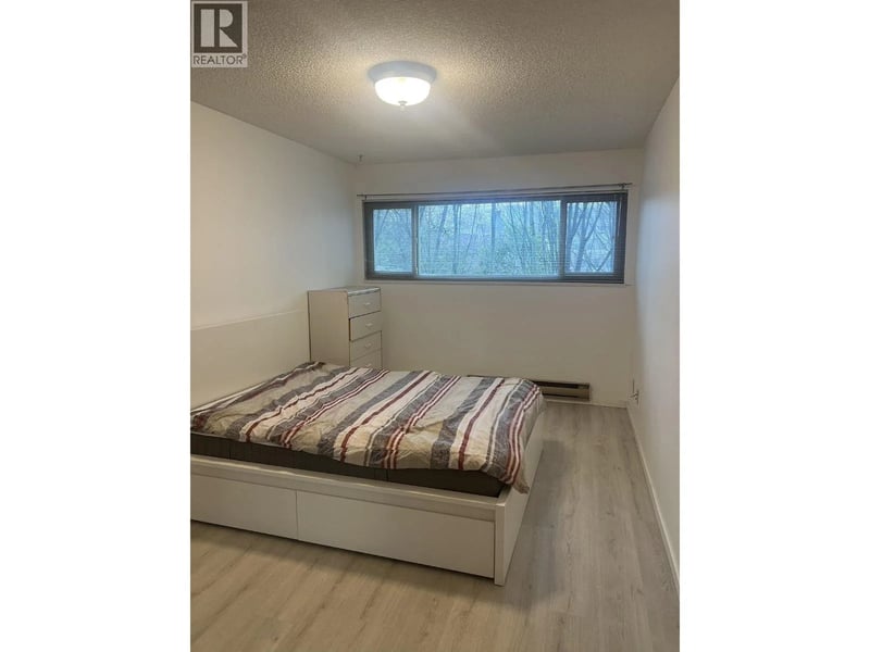 8291 PARK Road, Richmond, British Columbia, V6Y1T3, Richmond, British Columbia — photo 1 of 5