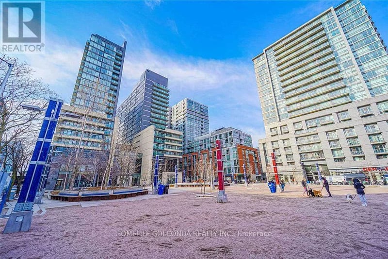 #708E 36 Lisgar Street, Toronto (Little Portugal), Ontario, M6J0C7, Toronto (Little Portugal), Ontario — photo 1 of 5