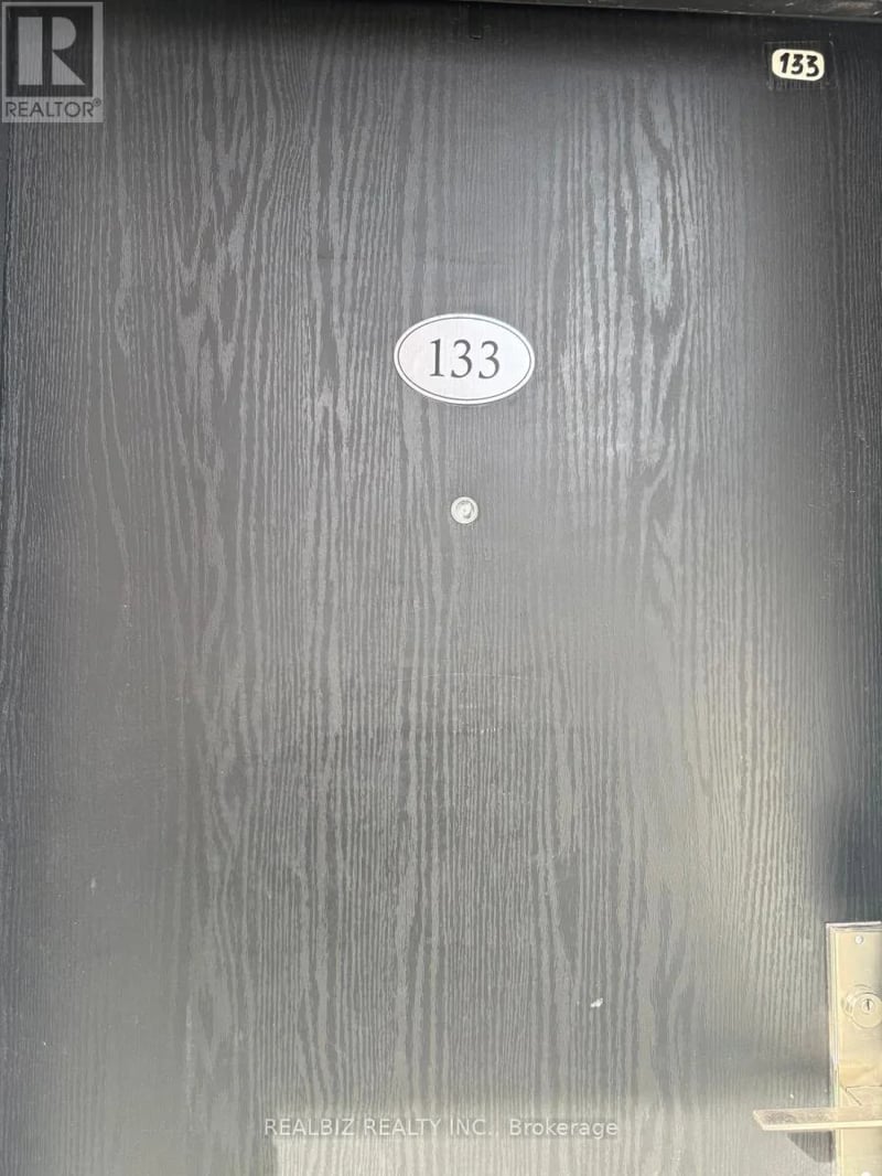 #L133 9580 Islington Avenue, Vaughan (Sonoma Heights), Ontario, L4H4Z5, Vaughan (Sonoma Heights), Ontario — photo 1 of 5