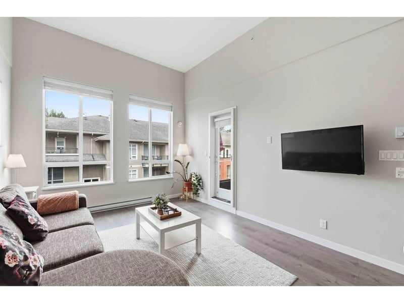 #E405 20211 66 Avenue, Langley, British Columbia, V2Y0L4, Langley, British Columbia — photo 1 of 5