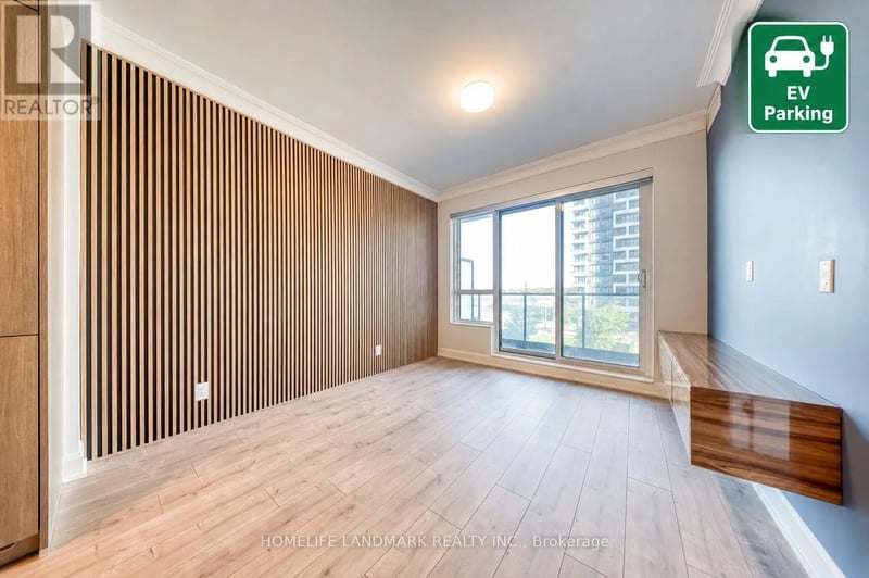 #308 8 Water Walk Drive, Markham (Unionville), Ontario, L3R6L4, Markham (Unionville), Ontario — photo 1 of 5