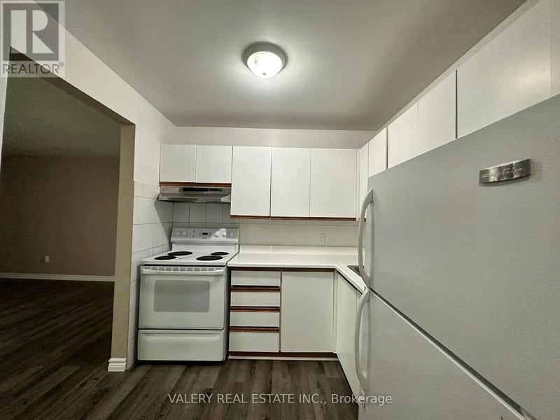 #7 1 Lowndes Avenue, Georgina (Keswick South), Ontario, L4P3J7, Georgina (Keswick South), Ontario — photo 1 of 5