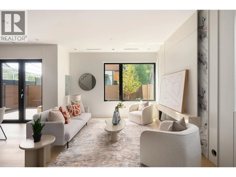 #2 1450 30TH Avenue, Vancouver, British Columbia, V5N3A2, Vancouver, British Columbia — photo 1 of 5