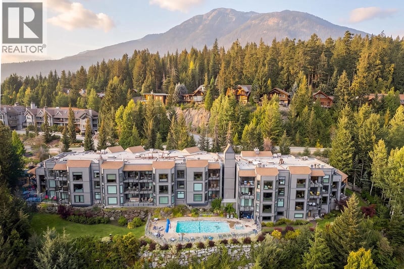 #203 3217 BLUEBERRY Drive, Whistler, British Columbia, V8E0B8, Whistler, British Columbia — photo 1 of 5
