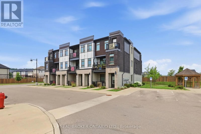#1 G 155 Thomas Slee Drive Southeast, Kitchener, Ontario, N2P2X5, Kitchener, Ontario — photo 1 of 5