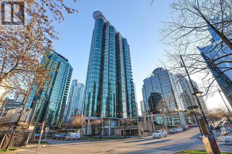 #702 588 BROUGHTON Street, Vancouver, British Columbia, V6G3E3, Vancouver, British Columbia — photo 1 of 5