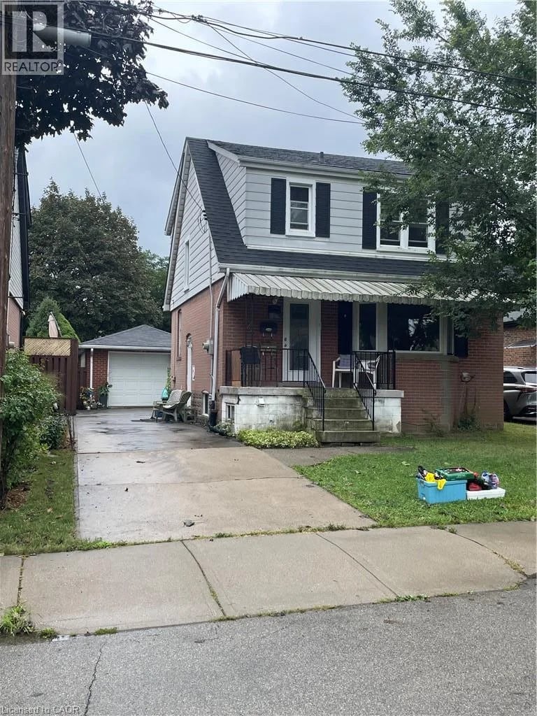 #Upper 225 EAST 14TH Street, Hamilton, Ontario, L9A4B7, Hamilton, Ontario — photo 1 of 5