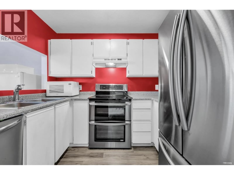 #115 918 RODERICK Avenue, Coquitlam, British Columbia, V3K1R1, Coquitlam, British Columbia — photo 1 of 5