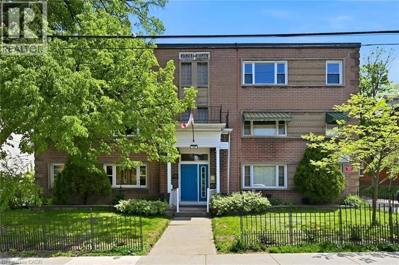 #28 137 EMERALD Street South, Hamilton, Ontario, L8N2V4, Hamilton, Ontario — photo 1 of 5