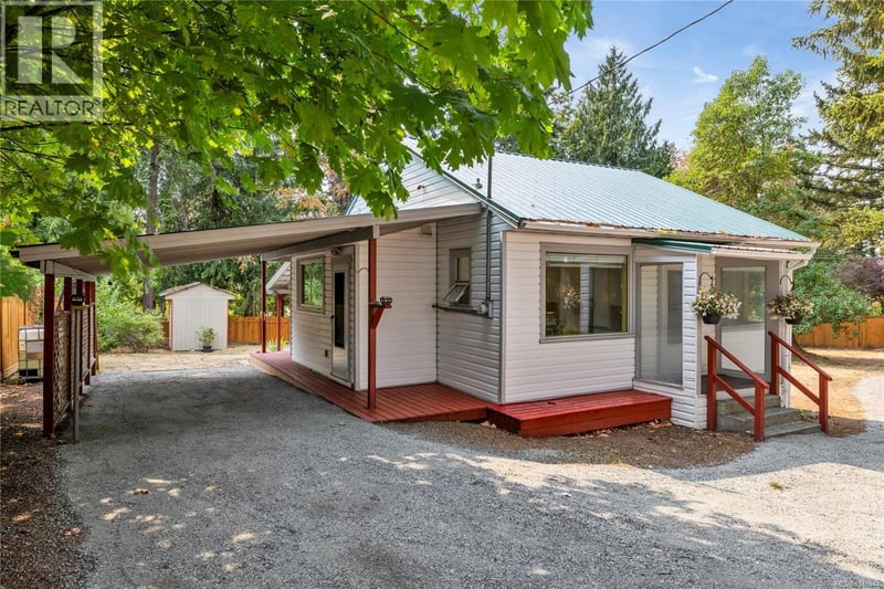 1987 Cedar Road, Nanaimo, British Columbia, V9X1J4, Nanaimo, British Columbia — photo 1 of 5