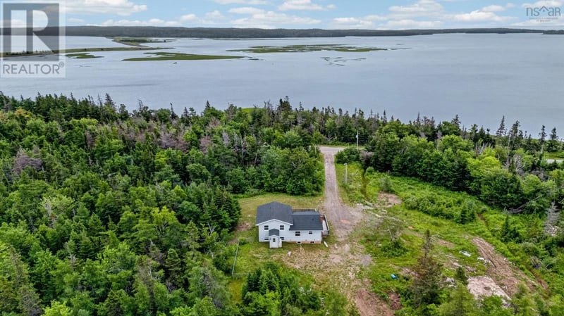 3262 Highway 255, Port Morien, Nova Scotia, B1B1T9, Port Morien, Nova Scotia — photo 1 of 5