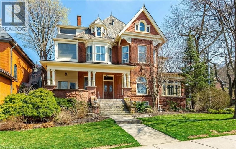 351 BAY Street South, Hamilton, Ontario, L8P3J7, Hamilton, Ontario — photo 1 of 5