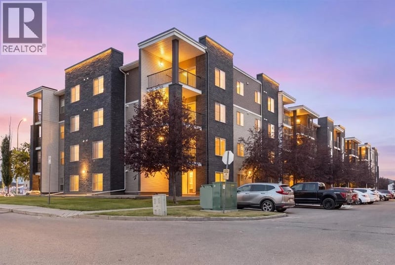 7130 80 Avenue Northeast, Calgary, Alberta, T3J0N5, Calgary, Alberta — photo 1 of 5