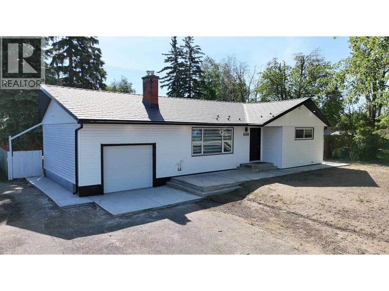 1558 CARNEY Street, Prince George, British Columbia, V2M2L5, Prince George, British Columbia — photo 1 of 5