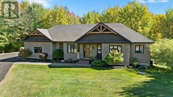 524 Osmond Daley Drive, Ottawa, Ontario, K0A1L0, Ottawa, Ontario — photo 1 of 5