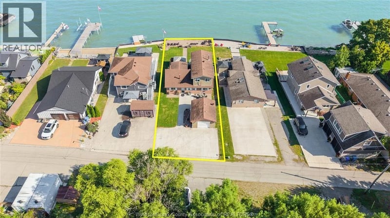 1328 SHORELINE Avenue, Lakeshore, Ontario, N0R1A0, Lakeshore, Ontario — photo 1 of 5