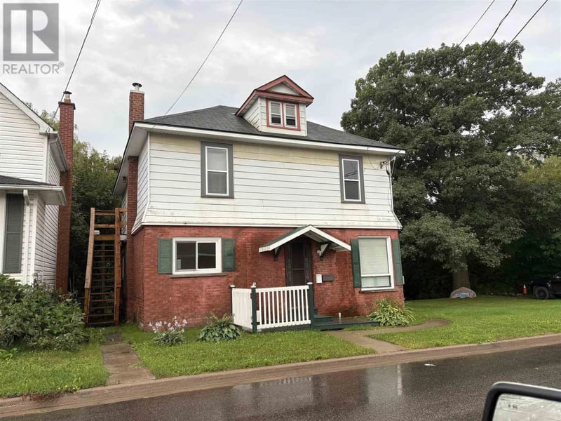 53 St Andrews TER # 2, Sauly Ste Marie, Ontario, P6C1B2, Sauly Ste Marie, Ontario — photo 1 of 5