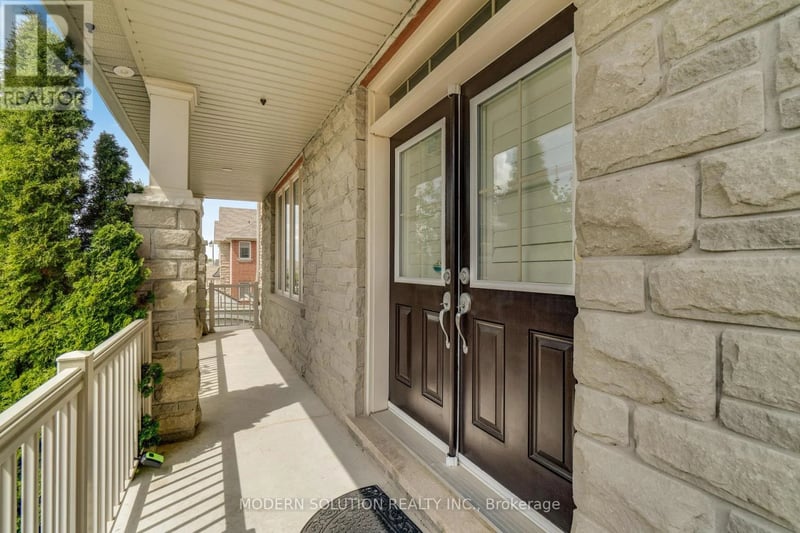 4 Overhold Crescent, Richmond Hill (Jefferson), Ontario, L4E0L4, Richmond Hill (Jefferson), Ontario — photo 1 of 5