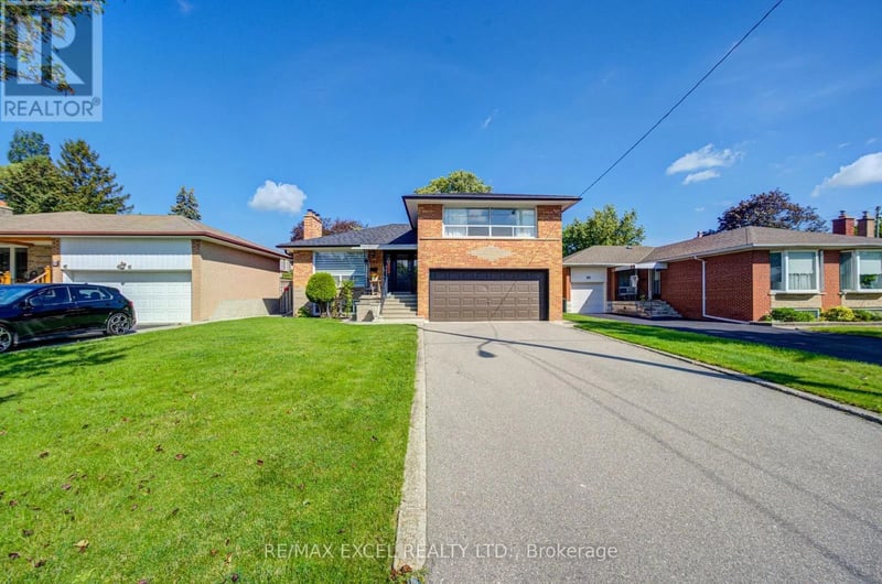 6 Averill Crescent, Toronto (Newtonbrook East), Ontario, M2M2A9, Toronto (Newtonbrook East), Ontario — photo 1 of 5