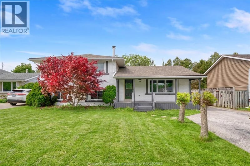 74 CHESTNUT Drive, Chatham, Ontario, N7M4Z1, Chatham, Ontario — photo 1 of 5
