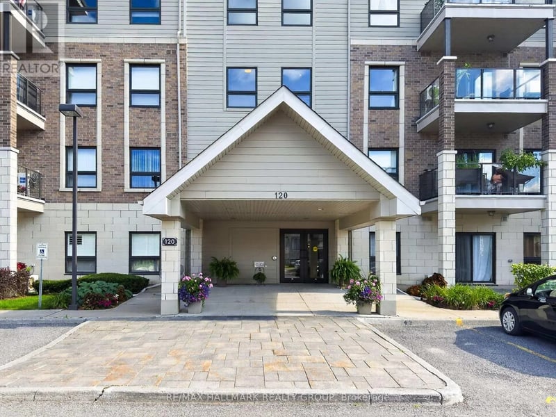 #206 120 Prestige Circle, Ottawa, Ontario, K4A1B4, Ottawa, Ontario — photo 1 of 5