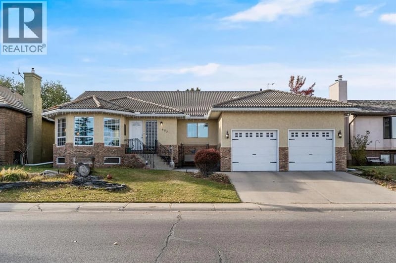 607 9 Street Southeast, High River, Alberta, T1V1L1, High River, Alberta — photo 1 of 5