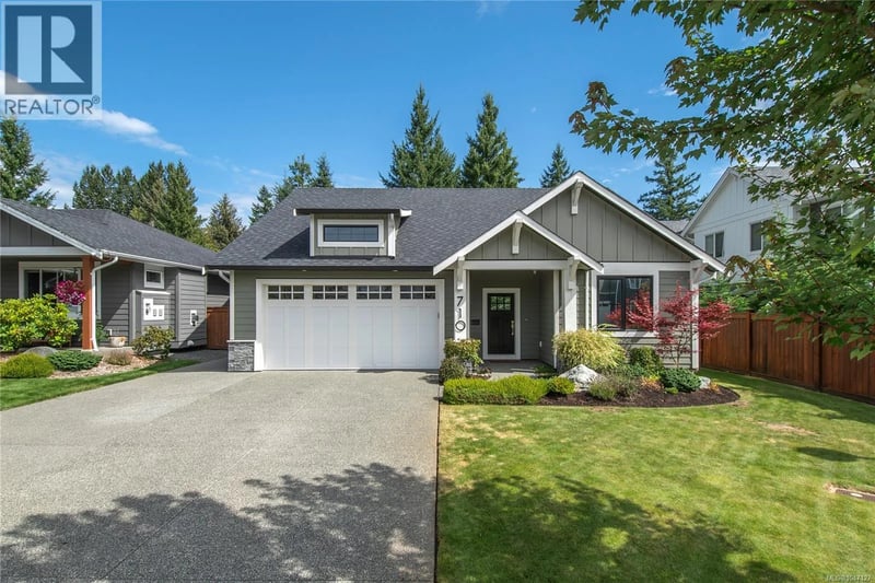 710 Salal Street, Campbell River, British Columbia, V9H0E6, Campbell River, British Columbia — photo 1 of 5