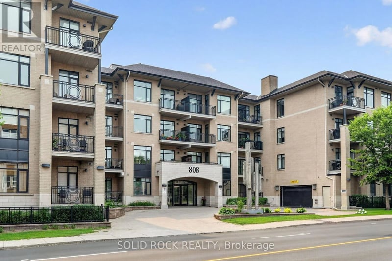 #PH18 808 Bronson Avenue, Ottawa, Ontario, K1S5A4, Ottawa, Ontario — photo 1 of 5