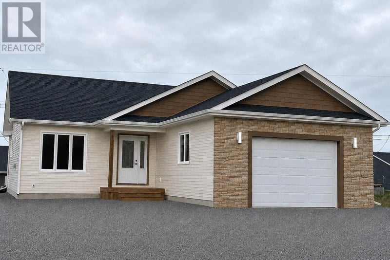 13 Blandford Street, Gander, Newfoundland & Labrador, A1V0J7, Gander, Newfoundland & Labrador — photo 1 of 5