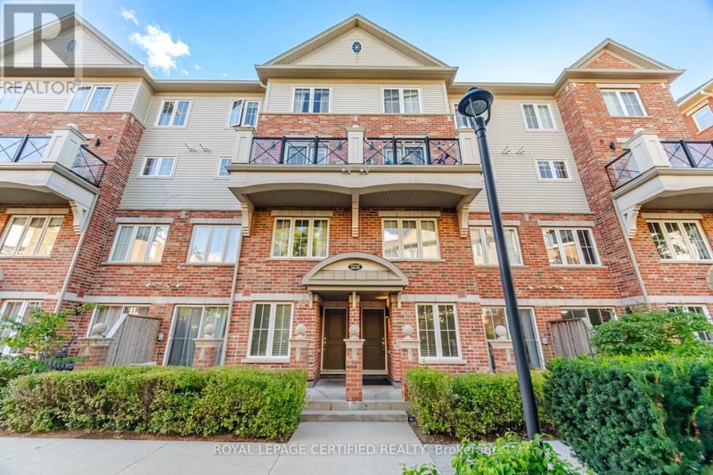 #25 2551 Sixth Line, Oakville (RO River Oaks), Ontario, L6H0H7, Oakville (RO River Oaks), Ontario — photo 1 of 5