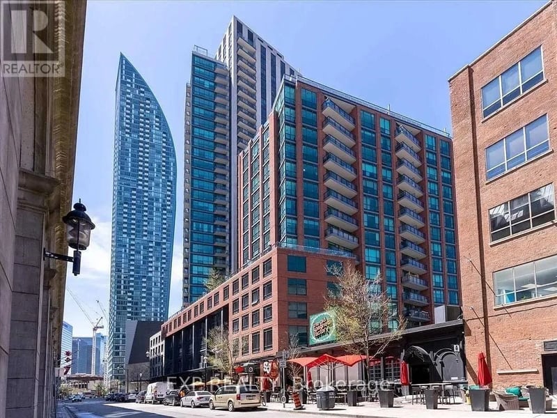 #702 38 The Esplanade, Toronto (Waterfront Communities), Ontario, M5E1A5, Toronto (Waterfront Communities), Ontario — photo 1 of 5