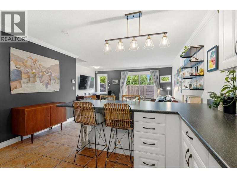 #2 3135 Walnut Street, Kelowna, British Columbia, V1W3T6, Kelowna, British Columbia — photo 1 of 5