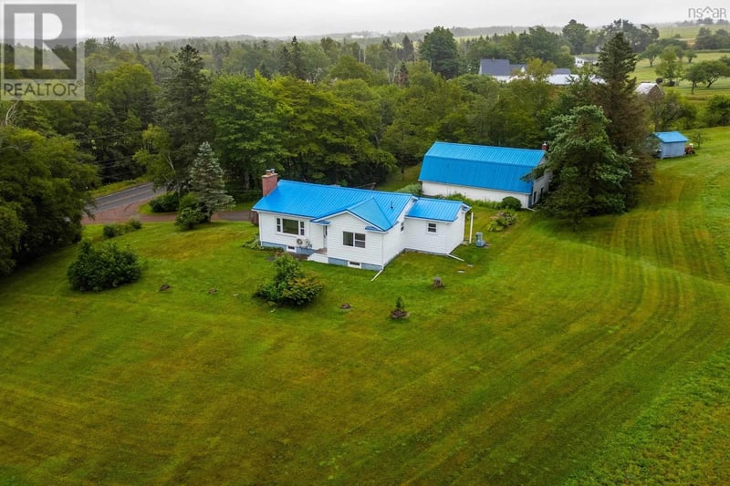 18785 Highway 2, Fenwick, Nova Scotia, B0L1C0, Fenwick, Nova Scotia — photo 1 of 5