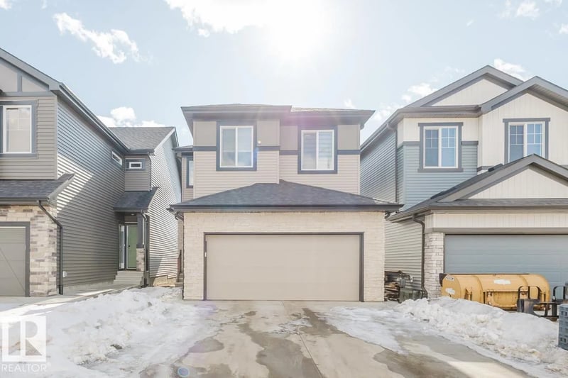 6411 27 AV SW, Edmonton, Alberta, T6X3G5, Edmonton, Alberta — photo 1 of 5