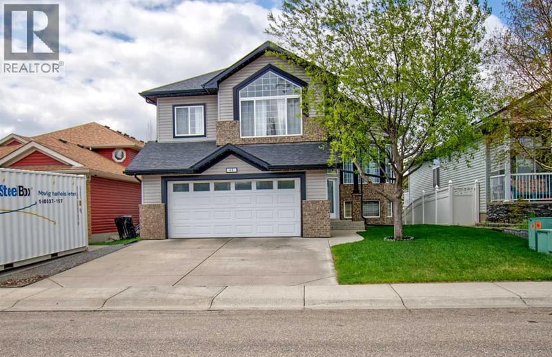 49 Thornfield Close Southeast, Airdrie, Alberta, T4A2K7, Airdrie, Alberta — photo 1 of 5