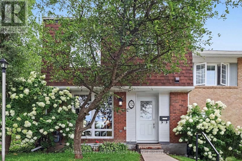#32 2300 Ogilvie Road, Ottawa, Ontario, K1J7X8, Ottawa, Ontario — photo 1 of 5